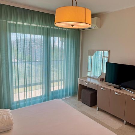 Sophia 3 Luxury Apartments 마마이아 객실 사진
